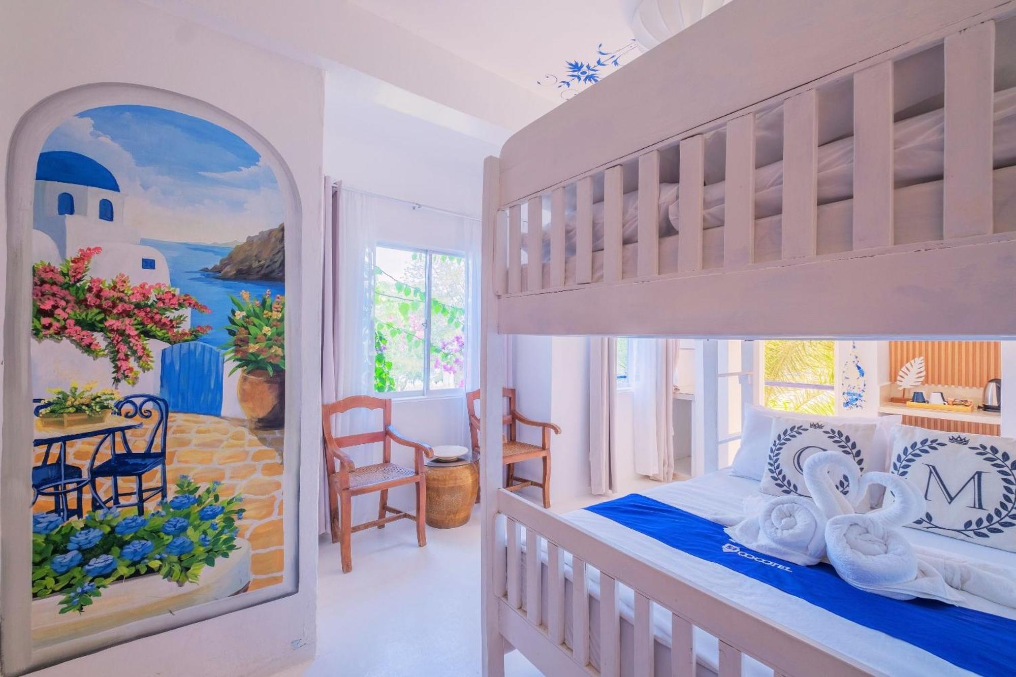 Club Monet Beachfront Resort By Cocotel Cabangan Номер фото